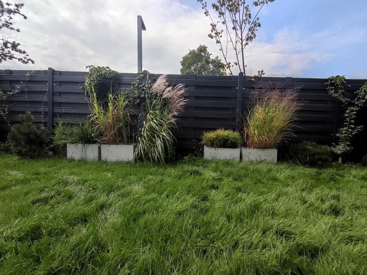 Garden Apartment Self Check-In - Bezkluczowy Dostep W 10 Minut O Kazdej Porze クラクフ エクステリア 写真